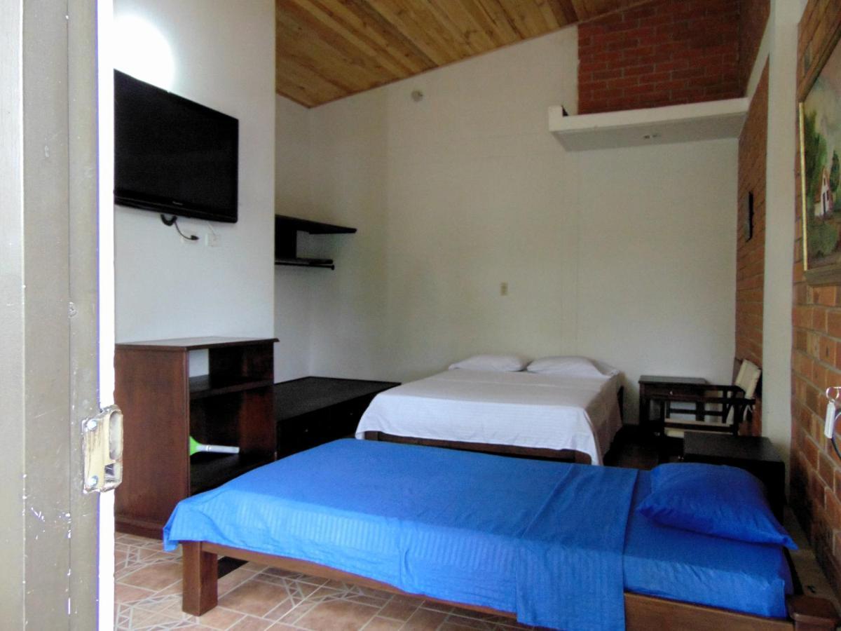 Hostal Suna Vito Puerto Asis Exterior photo