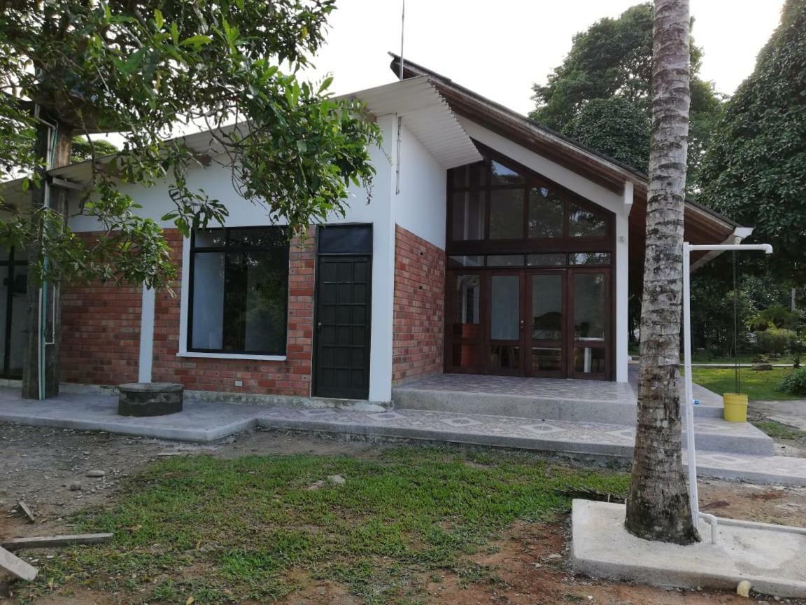 Hostal Suna Vito Puerto Asis Exterior photo