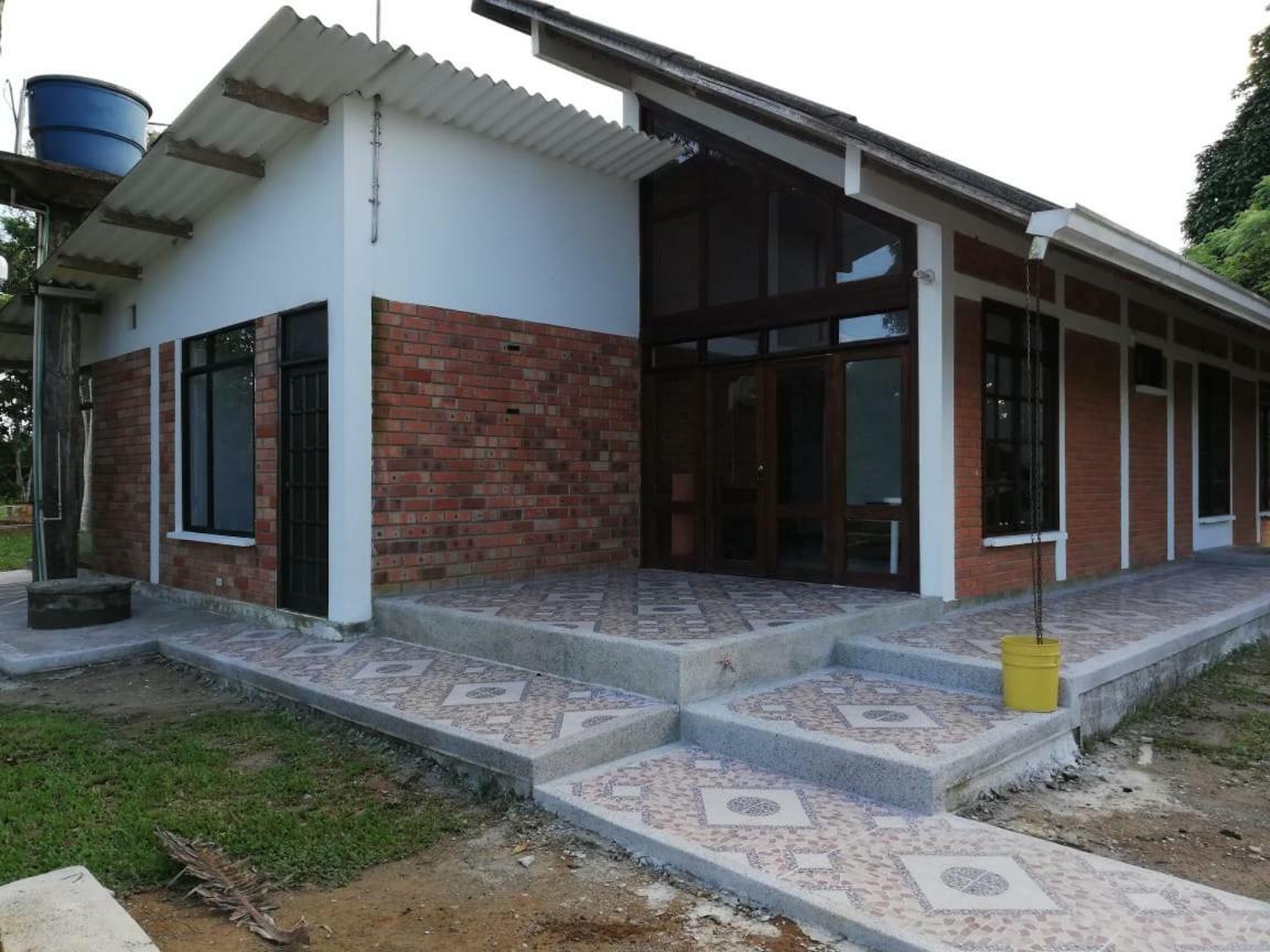 Hostal Suna Vito Puerto Asis Exterior photo