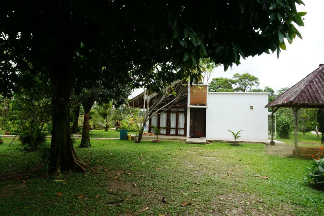 Hostal Suna Vito Puerto Asis Exterior photo